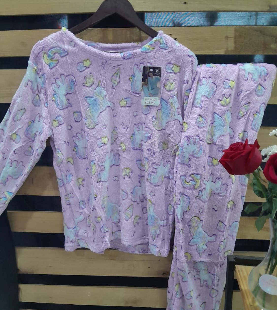 Pijama polar luminoso unicornios